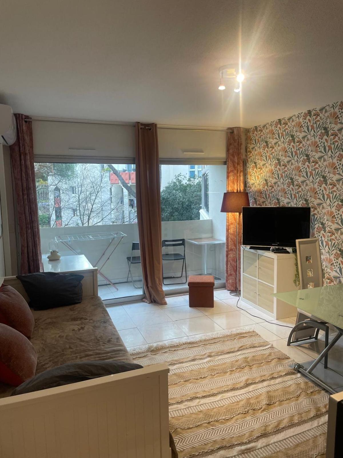 Le Val Fleuri Apartment *